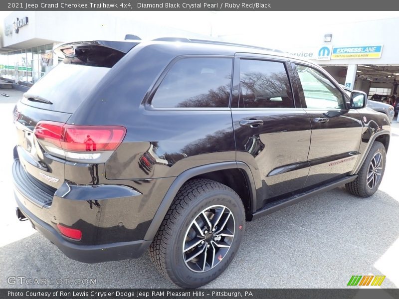 Diamond Black Crystal Pearl / Ruby Red/Black 2021 Jeep Grand Cherokee Trailhawk 4x4