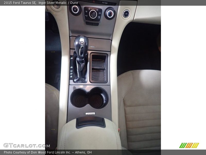 Ingot Silver Metallic / Dune 2015 Ford Taurus SE