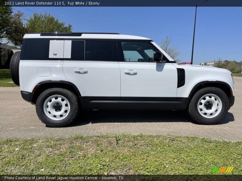 Fuji White / Ebony 2021 Land Rover Defender 110 S
