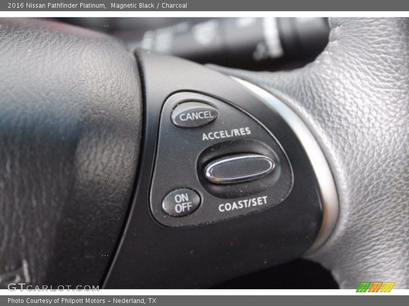  2016 Pathfinder Platinum Steering Wheel