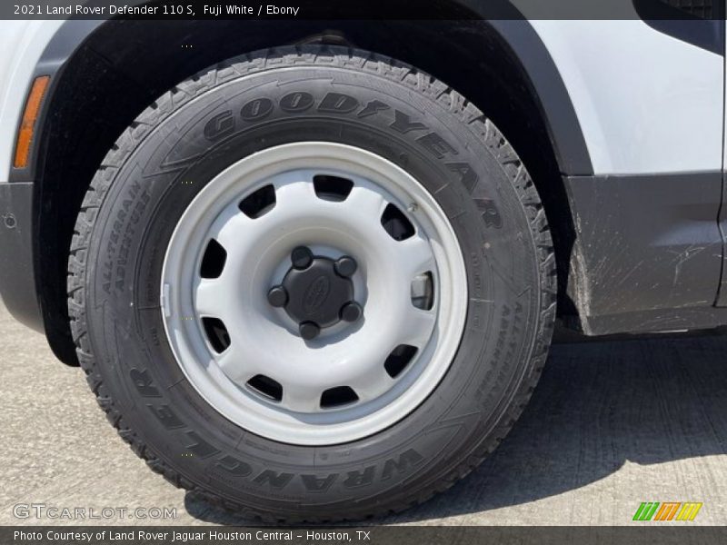 Fuji White / Ebony 2021 Land Rover Defender 110 S