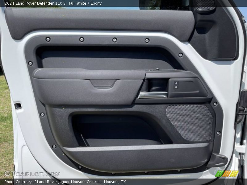 Fuji White / Ebony 2021 Land Rover Defender 110 S