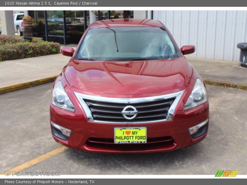 Cayenne Red / Charcoal 2015 Nissan Altima 2.5 S