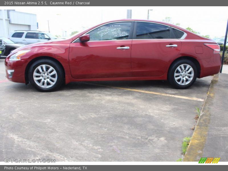 Cayenne Red / Charcoal 2015 Nissan Altima 2.5 S