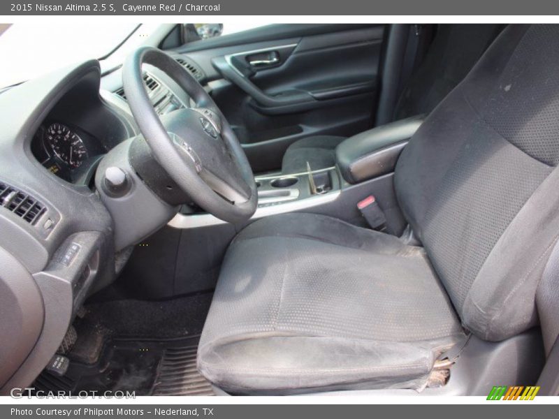 Cayenne Red / Charcoal 2015 Nissan Altima 2.5 S