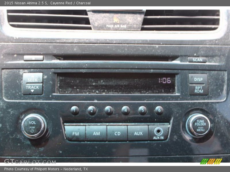 Cayenne Red / Charcoal 2015 Nissan Altima 2.5 S