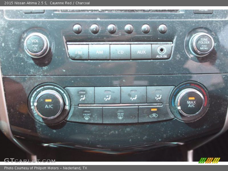 Cayenne Red / Charcoal 2015 Nissan Altima 2.5 S