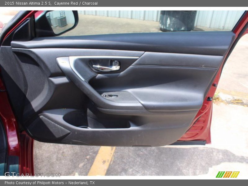 Cayenne Red / Charcoal 2015 Nissan Altima 2.5 S