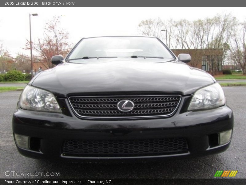 Black Onyx / Ivory 2005 Lexus IS 300