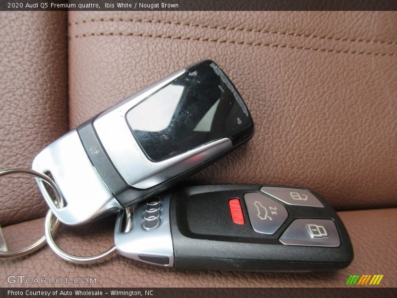 Keys of 2020 Q5 Premium quattro