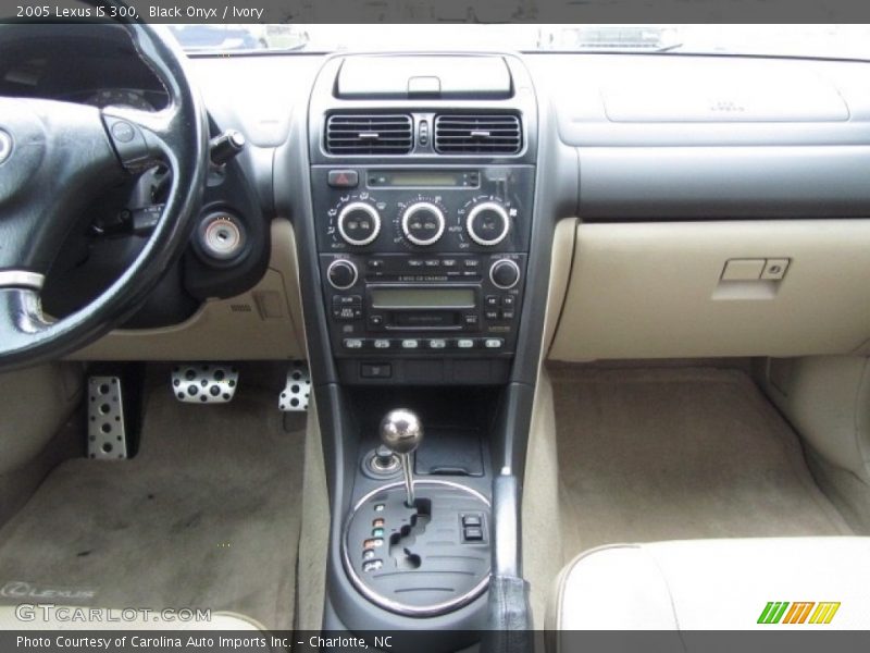 Black Onyx / Ivory 2005 Lexus IS 300
