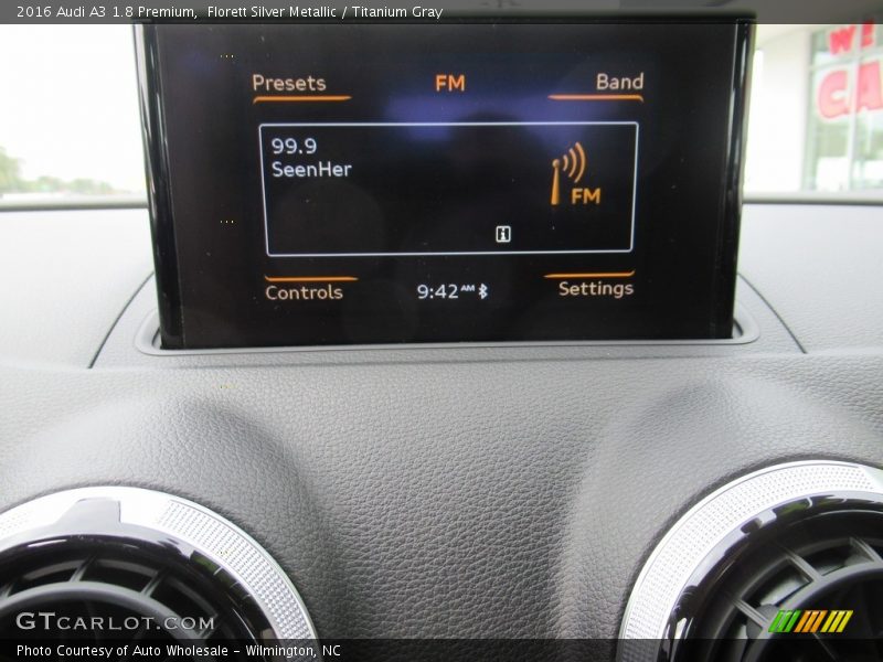 Florett Silver Metallic / Titanium Gray 2016 Audi A3 1.8 Premium