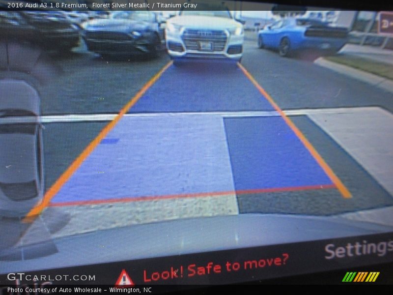 Florett Silver Metallic / Titanium Gray 2016 Audi A3 1.8 Premium