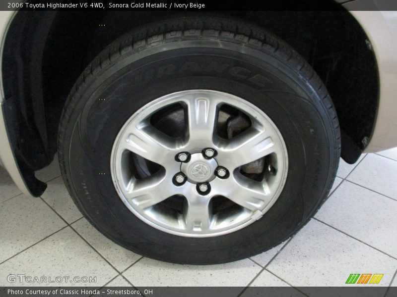 Sonora Gold Metallic / Ivory Beige 2006 Toyota Highlander V6 4WD