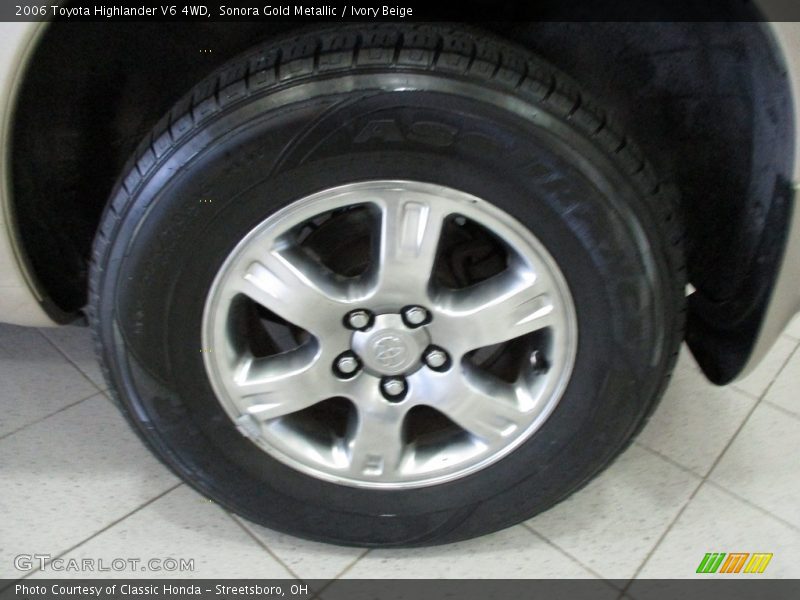 Sonora Gold Metallic / Ivory Beige 2006 Toyota Highlander V6 4WD