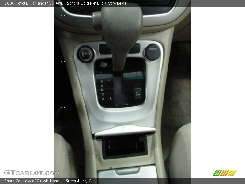 Sonora Gold Metallic / Ivory Beige 2006 Toyota Highlander V6 4WD