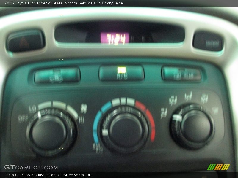 Sonora Gold Metallic / Ivory Beige 2006 Toyota Highlander V6 4WD