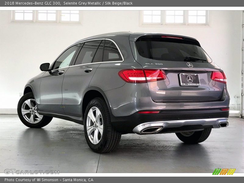 Selenite Grey Metallic / Silk Beige/Black 2018 Mercedes-Benz GLC 300