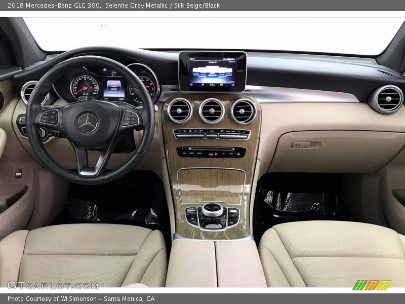 Selenite Grey Metallic / Silk Beige/Black 2018 Mercedes-Benz GLC 300