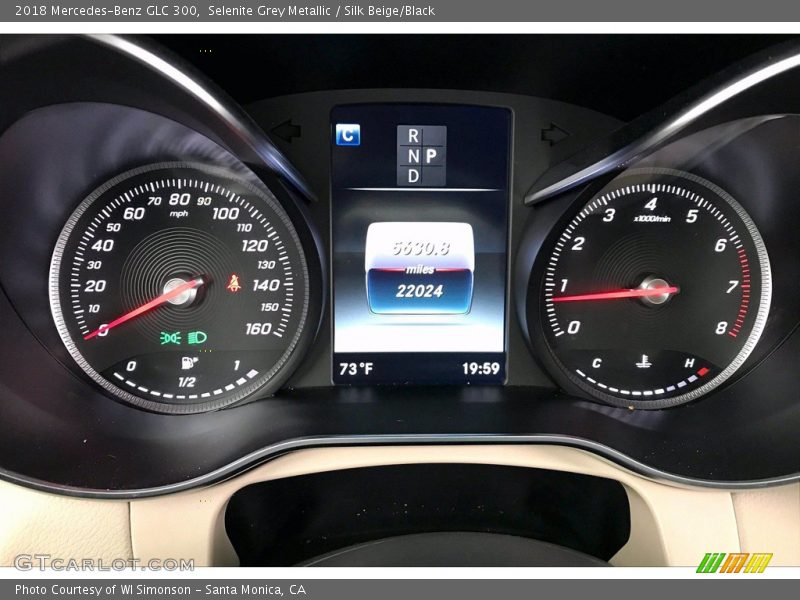 Selenite Grey Metallic / Silk Beige/Black 2018 Mercedes-Benz GLC 300
