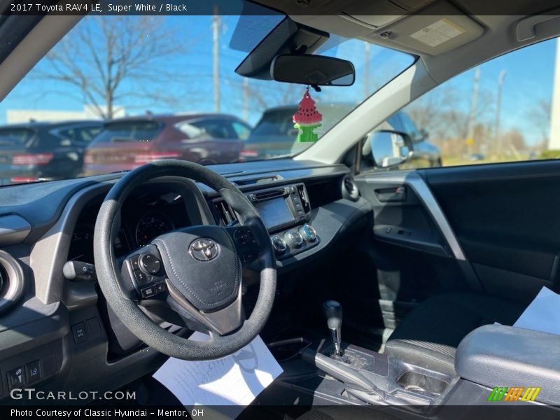 Super White / Black 2017 Toyota RAV4 LE