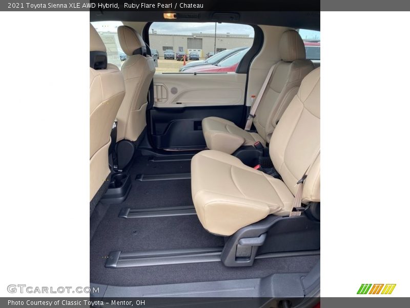 Ruby Flare Pearl / Chateau 2021 Toyota Sienna XLE AWD Hybrid