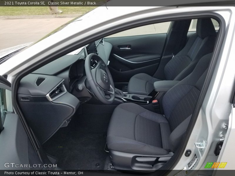 Classic Silver Metallic / Black 2021 Toyota Corolla SE