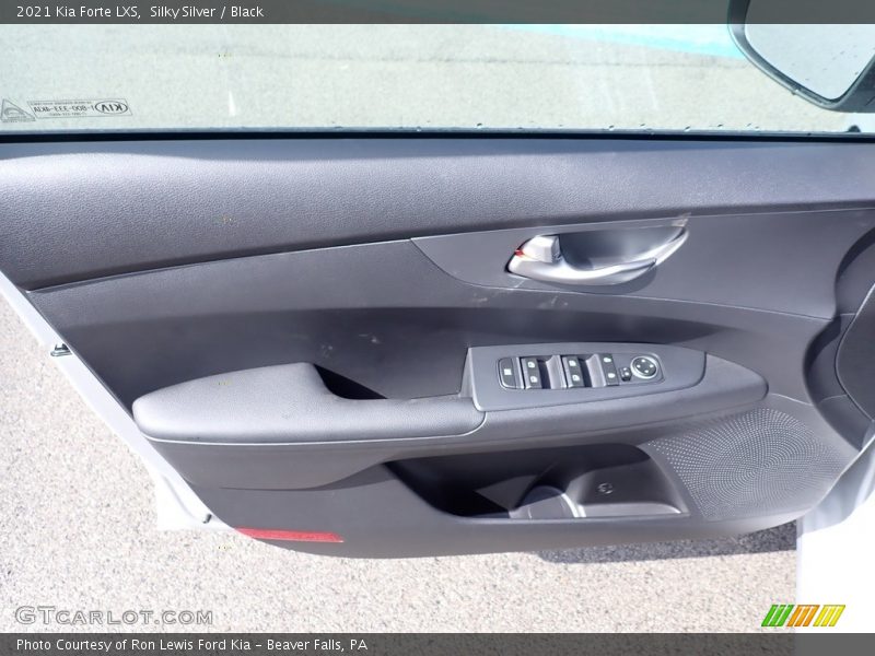 Silky Silver / Black 2021 Kia Forte LXS