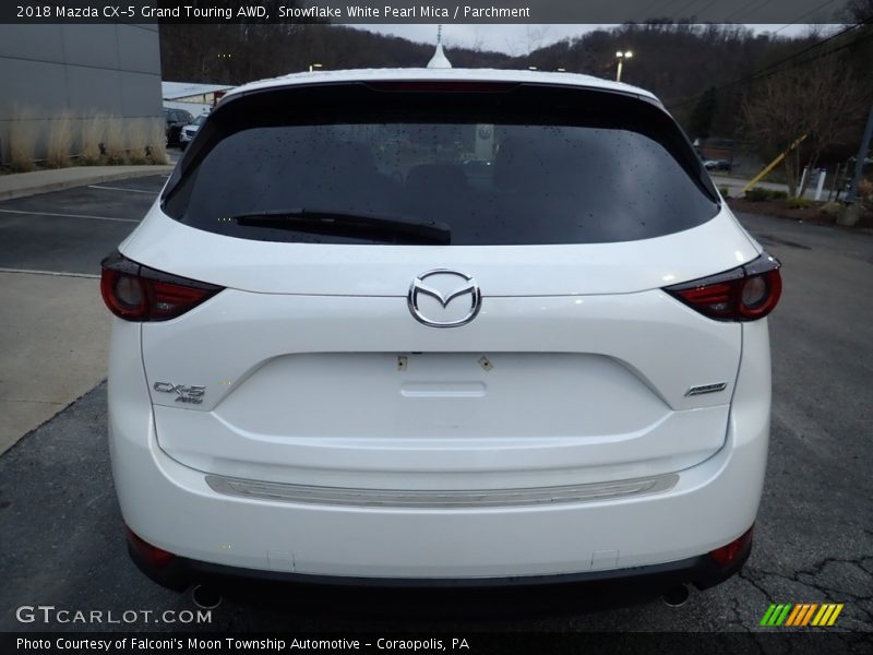 Snowflake White Pearl Mica / Parchment 2018 Mazda CX-5 Grand Touring AWD