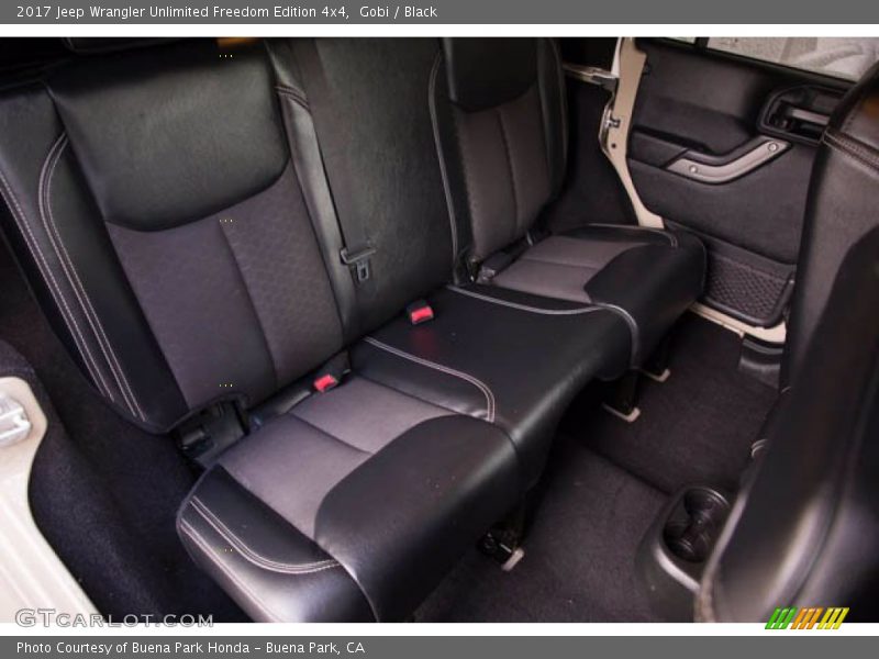 Gobi / Black 2017 Jeep Wrangler Unlimited Freedom Edition 4x4