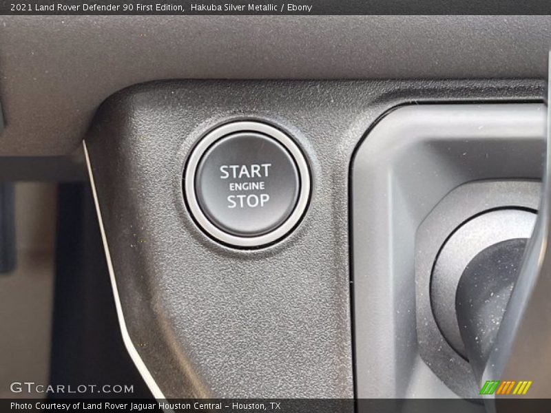 Hakuba Silver Metallic / Ebony 2021 Land Rover Defender 90 First Edition