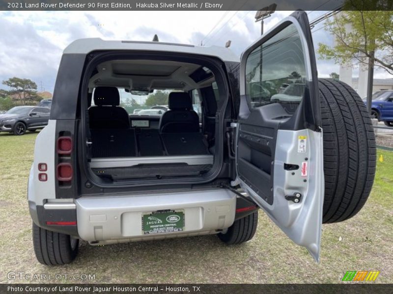 Hakuba Silver Metallic / Ebony 2021 Land Rover Defender 90 First Edition