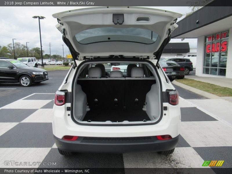 White / Black/Ski Gray 2018 Jeep Compass Latitude