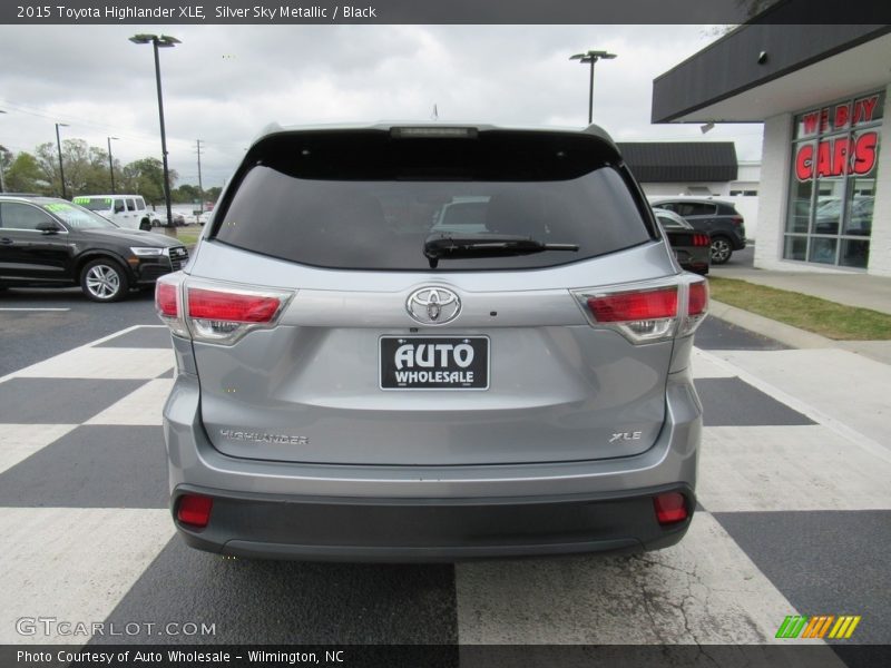 Silver Sky Metallic / Black 2015 Toyota Highlander XLE