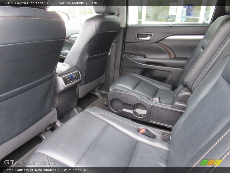Silver Sky Metallic / Black 2015 Toyota Highlander XLE