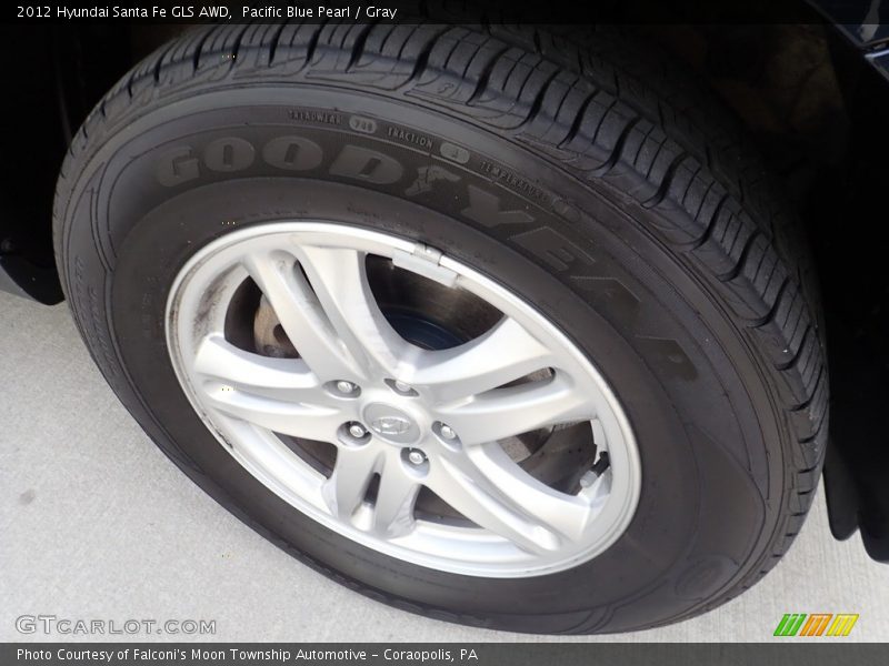Pacific Blue Pearl / Gray 2012 Hyundai Santa Fe GLS AWD