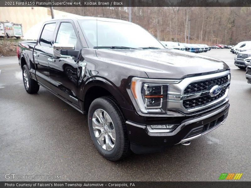 Front 3/4 View of 2021 F150 Platinum SuperCrew 4x4