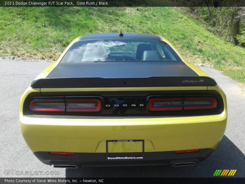 Gold Rush / Black 2021 Dodge Challenger R/T Scat Pack