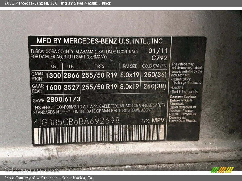 Iridium Silver Metallic / Black 2011 Mercedes-Benz ML 350