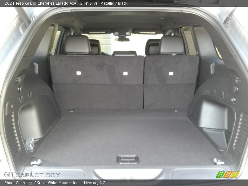 Billet Silver Metallic / Black 2021 Jeep Grand Cherokee Laredo 4x4