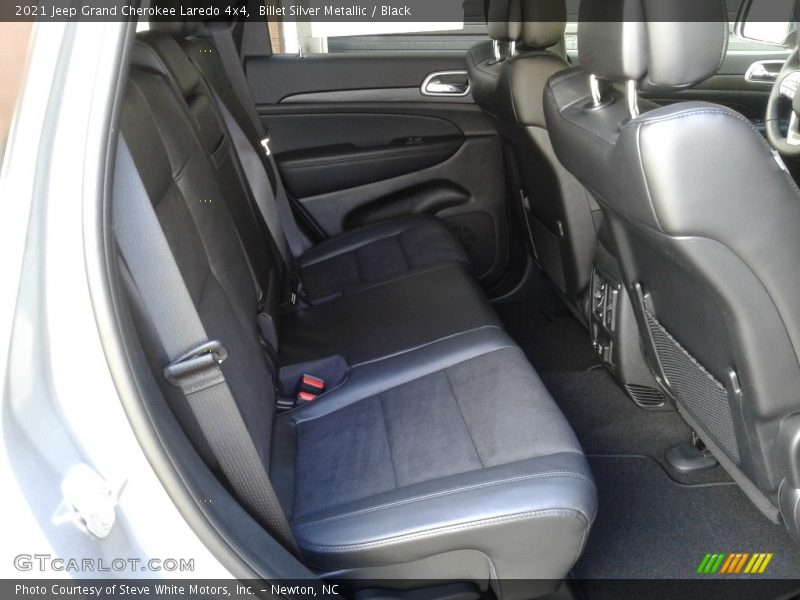 Billet Silver Metallic / Black 2021 Jeep Grand Cherokee Laredo 4x4