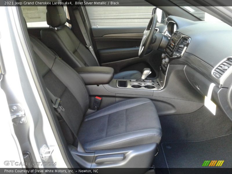 Billet Silver Metallic / Black 2021 Jeep Grand Cherokee Laredo 4x4