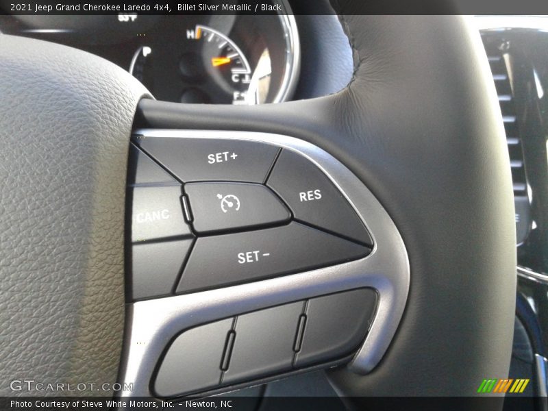 Billet Silver Metallic / Black 2021 Jeep Grand Cherokee Laredo 4x4