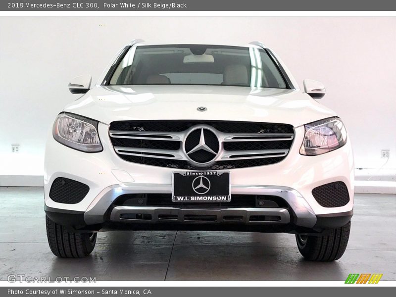 Polar White / Silk Beige/Black 2018 Mercedes-Benz GLC 300