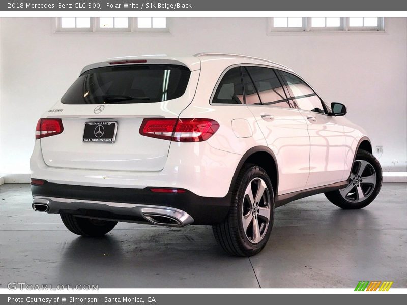 Polar White / Silk Beige/Black 2018 Mercedes-Benz GLC 300