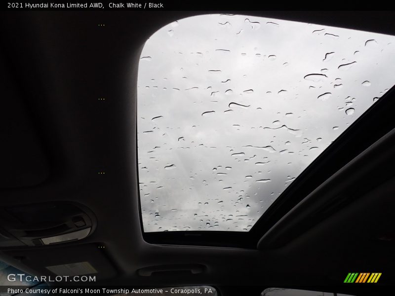 Chalk White / Black 2021 Hyundai Kona Limited AWD