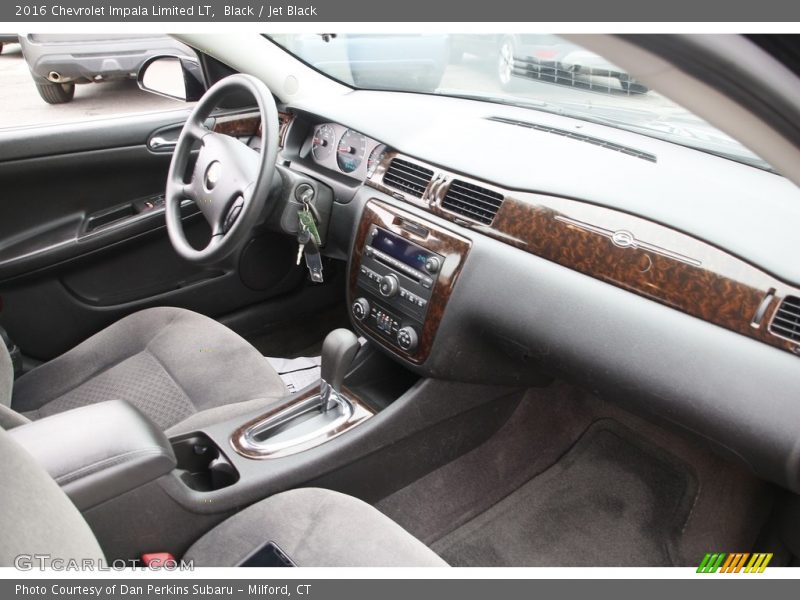 Dashboard of 2016 Impala Limited LT