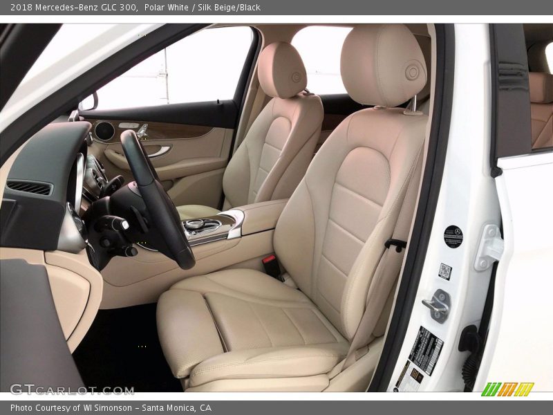 Polar White / Silk Beige/Black 2018 Mercedes-Benz GLC 300