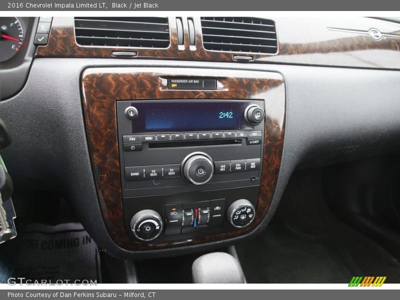 Controls of 2016 Impala Limited LT