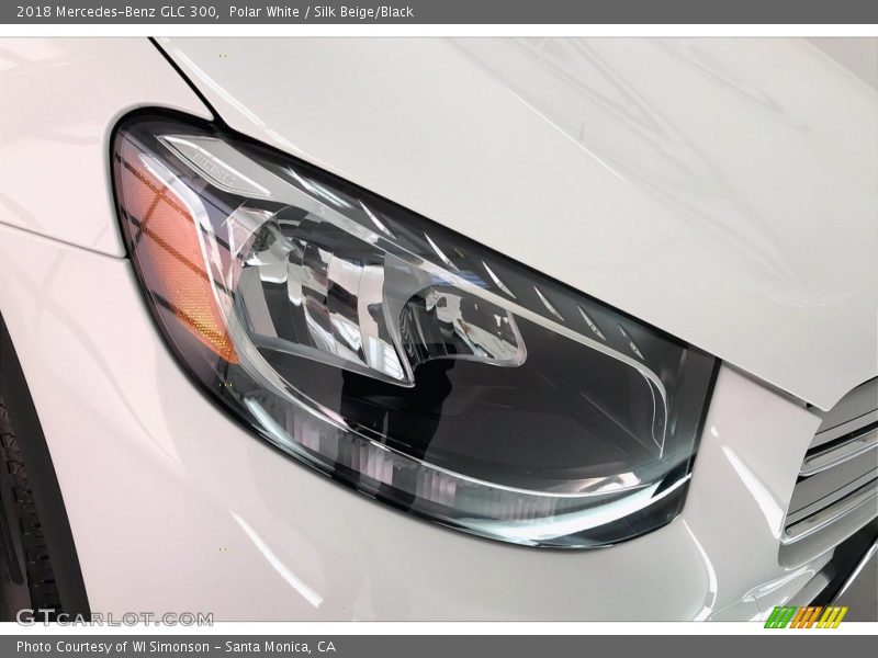 Polar White / Silk Beige/Black 2018 Mercedes-Benz GLC 300